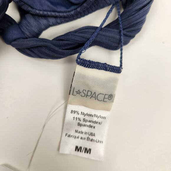 L*Space Camellia Bikini Top in Slate Blue/Gray Size Medium NWT Underwire - Picture 6 of 7